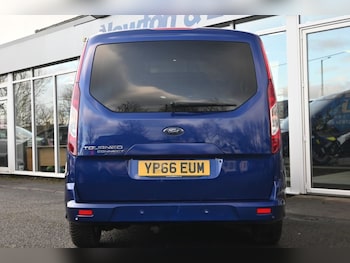 Used Ford Grand Tourneo Connect 2016 for sale - 77133545: Photo
