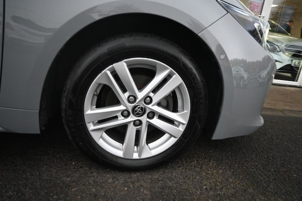 Used Toyota Corolla 2020 for sale - 76322911: Photo 24