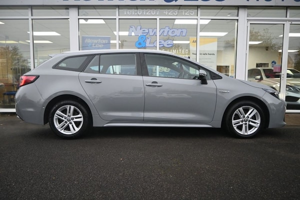 Used Toyota Corolla 2020 for sale - 76322911: Photo 2