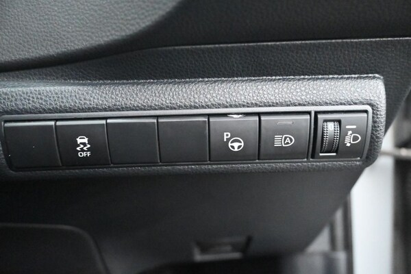 Used Toyota Corolla 2020 for sale - 76322911: Photo 30