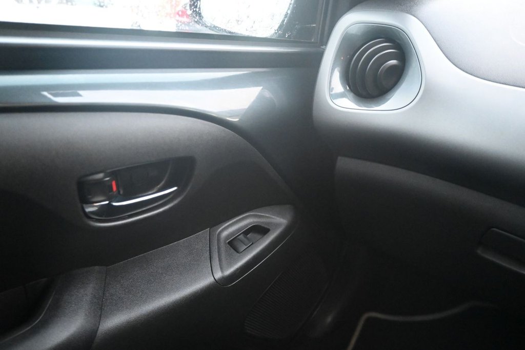 Used Toyota AYGO 2018 for sale - 77546767: Photo 18