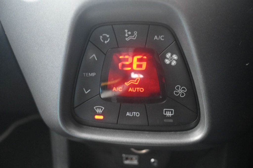 Used Toyota AYGO 2018 for sale - 77546767: Photo 8