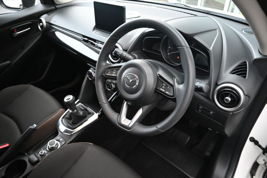 Used Mazda Mazda2 2022 for sale - 76883476: Photo 5