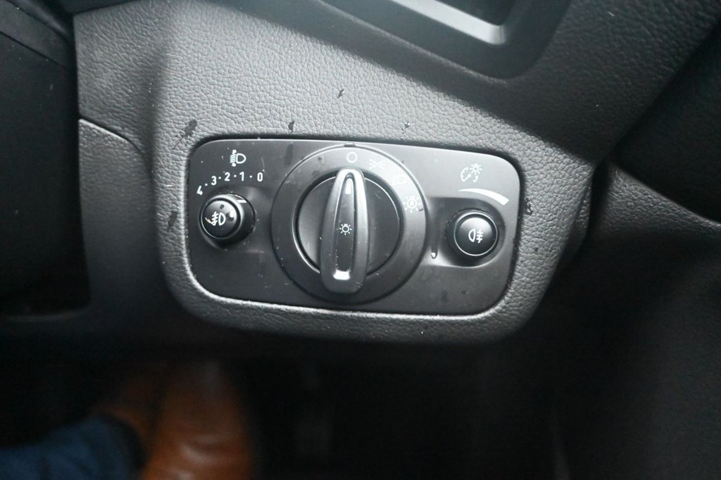 Used Ford Kuga 2018 for sale - 77463402: Photo 28