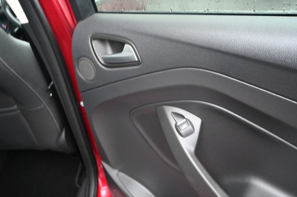 Used Ford Kuga 2018 for sale - 77463402: Photo 30