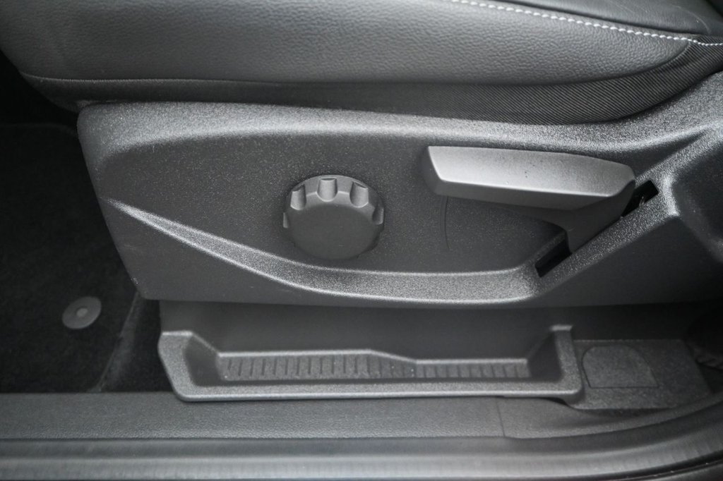 Used Ford Kuga 2018 for sale - 77463402: Photo 42