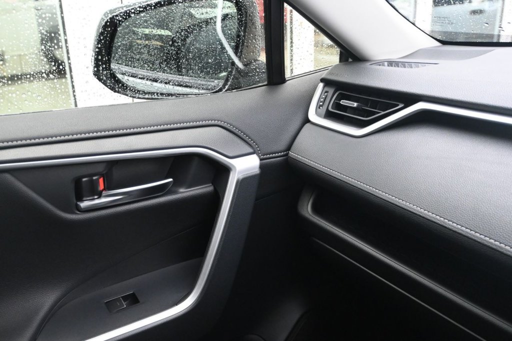 Used Toyota RAV4 2022 for sale - 77133426: Photo 15