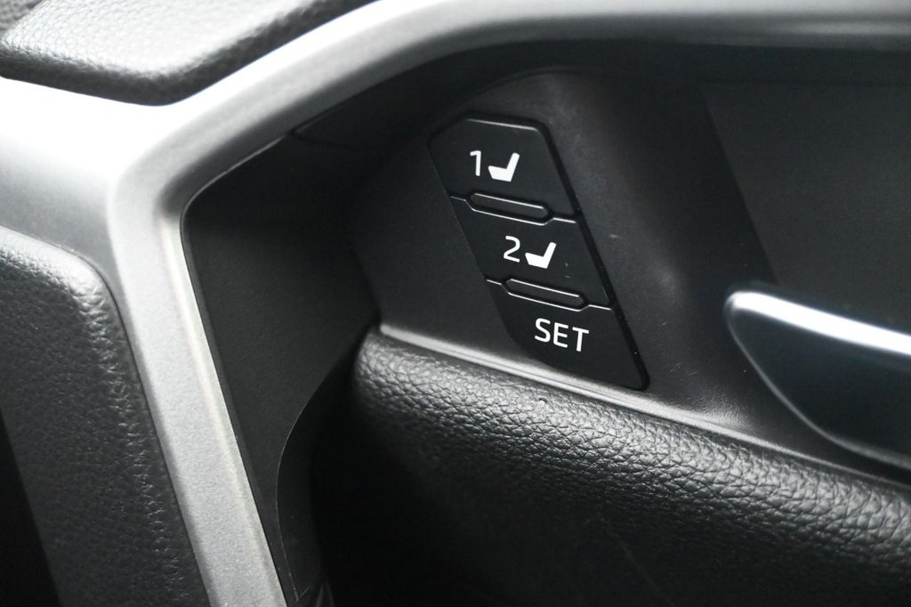 Used Toyota RAV4 2022 for sale - 77133426: Photo 45