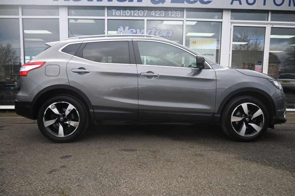 Used Nissan Qashqai 2017 for sale - 77904671: Photo 6