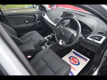 Used Renault Megane 2011 for sale - 74708746: Photo