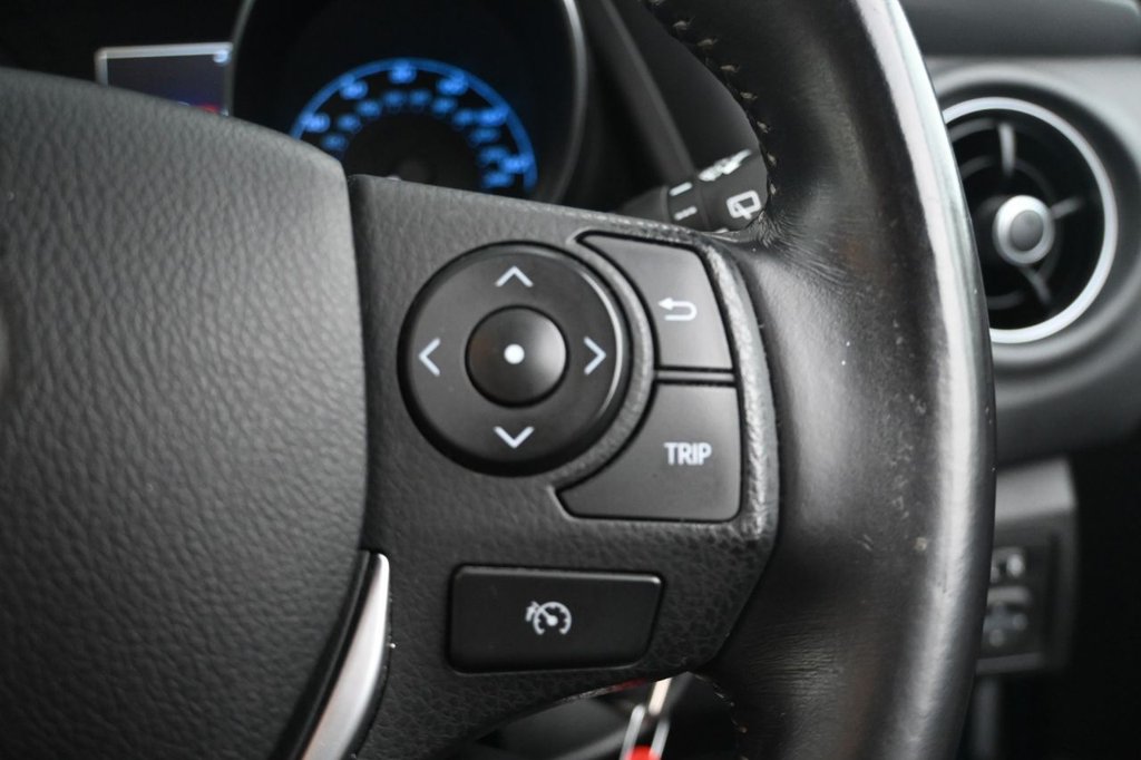 Used Toyota Auris 2015 for sale - 75937675: Photo 13