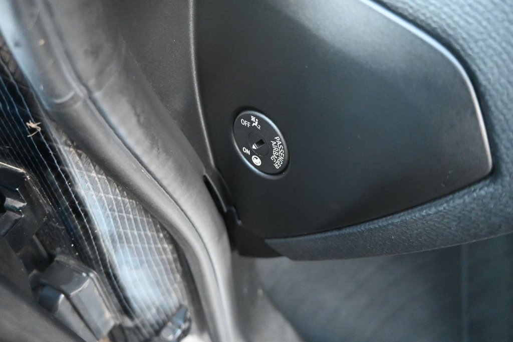 Used BMW i3 2017 for sale - 77978928: Photo 30