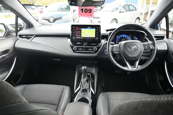 Used Toyota Corolla 2021 for sale - 76010375: Photo 31