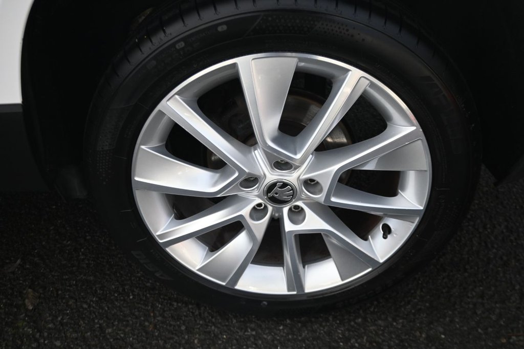 Used Skoda Karoq 2019 for sale - 76642622: Photo 17