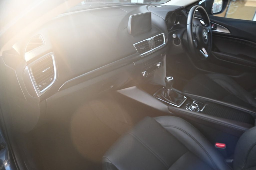 Used Mazda Mazda3 2018 for sale - 76291548: Photo 25