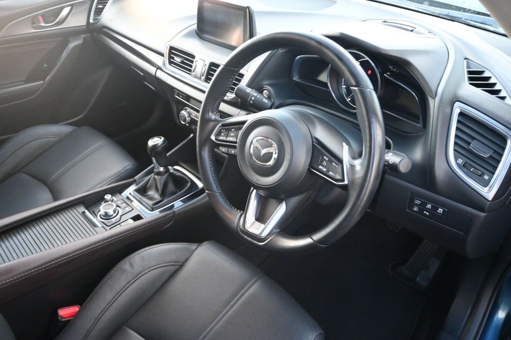 Used Mazda Mazda3 2018 for sale - 76291548: Photo 5