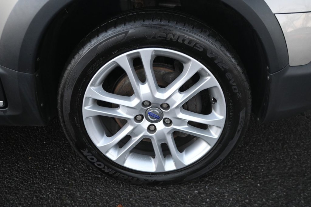 Used Volvo XC70 2014 for sale - 76901145: Photo 15