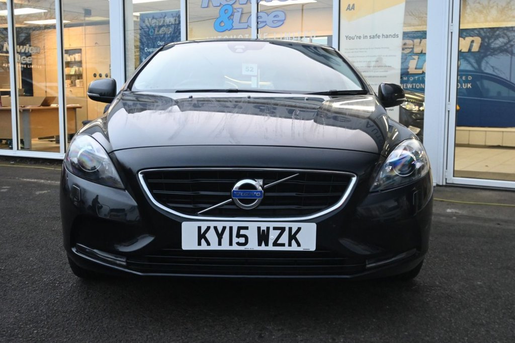 Used Volvo V40 2015 for sale - 77122100: Photo 2