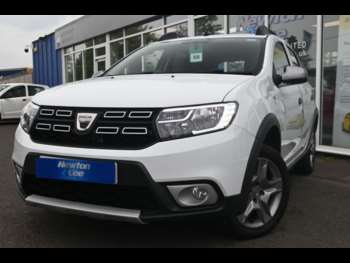 Used Dacia Sandero Stepway 2018 for sale - 74833995: Photo