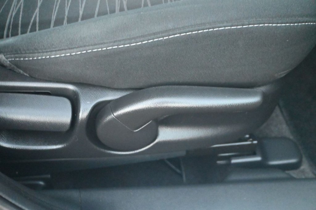 Used Mazda Mazda2 2009 for sale - 76900455: Photo 10