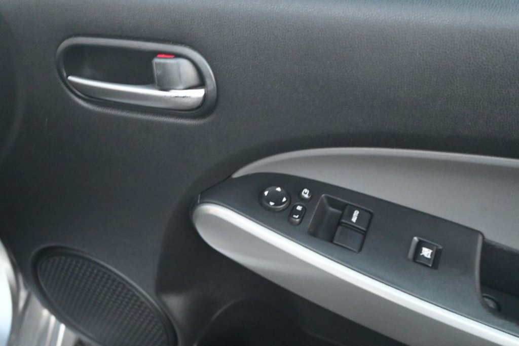 Used Mazda Mazda2 2009 for sale - 76900455: Photo 11