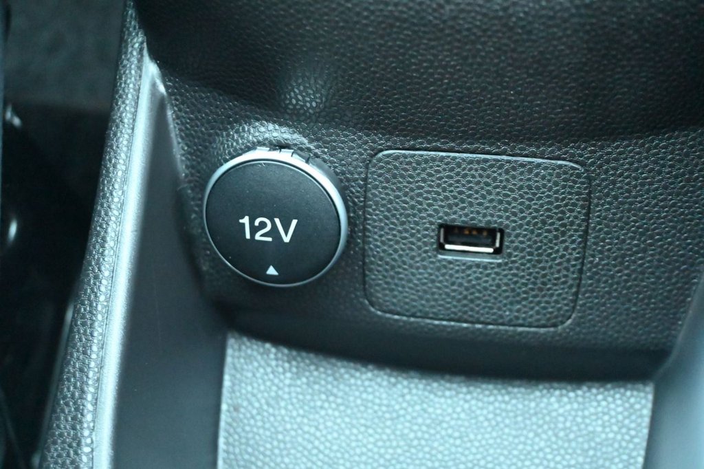 Used Ford Fiesta 2017 for sale - 76604452: Photo 19