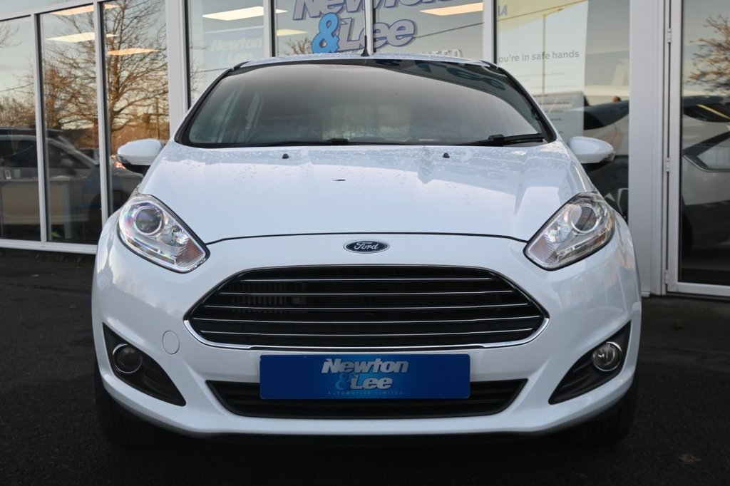 Used Ford Fiesta 2017 for sale - 76604452: Photo 2