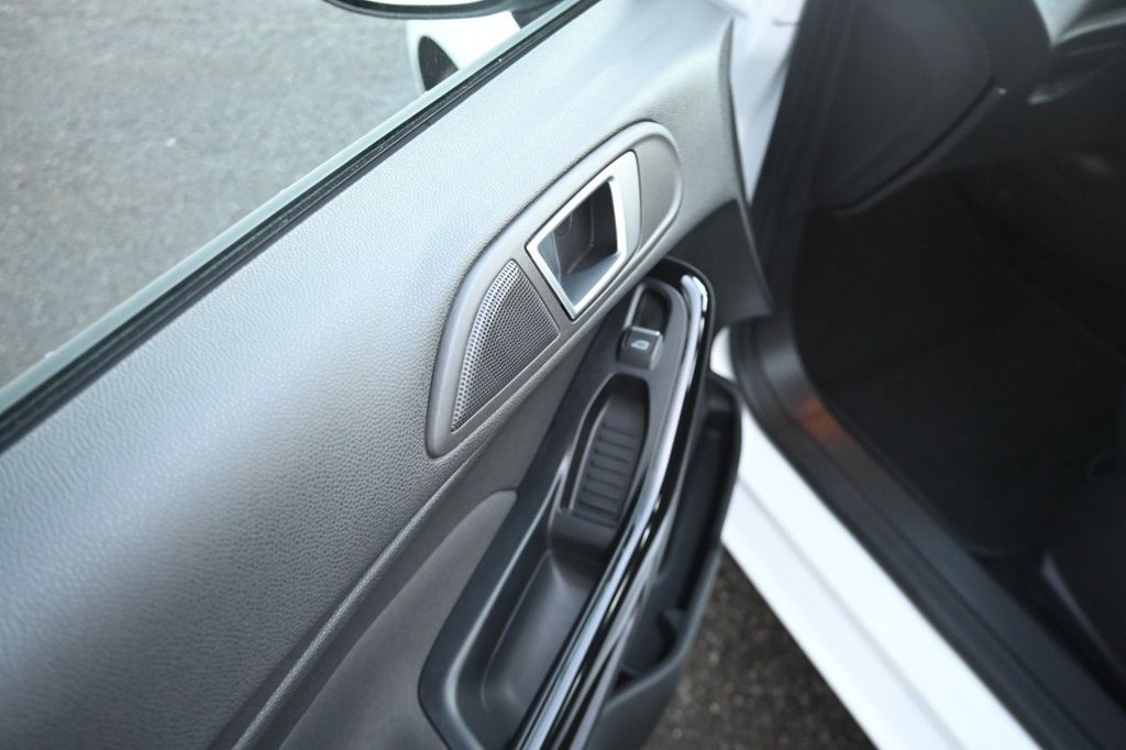 Used Ford Fiesta 2017 for sale - 76604452: Photo 26