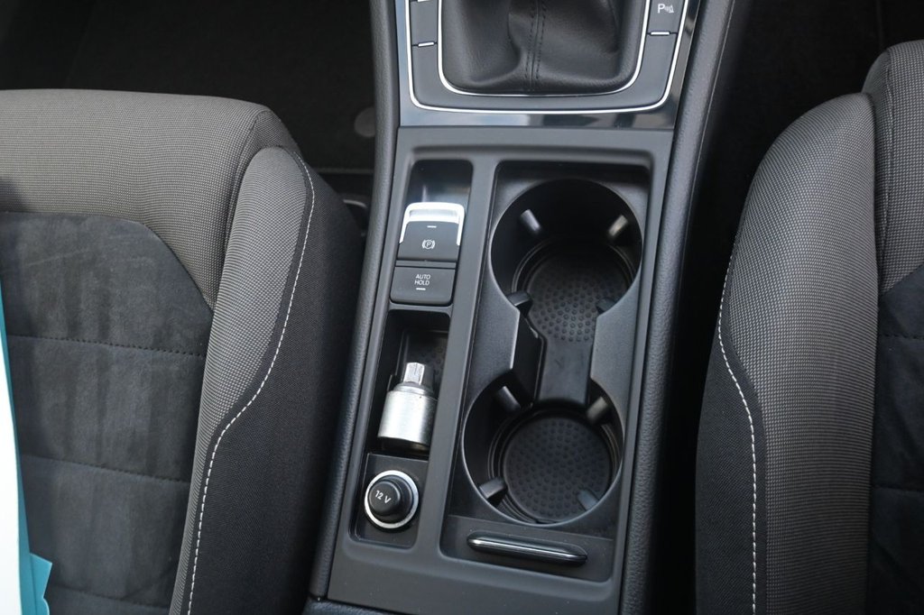 Used Volkswagen Golf 2014 for sale - 77952709: Photo 25