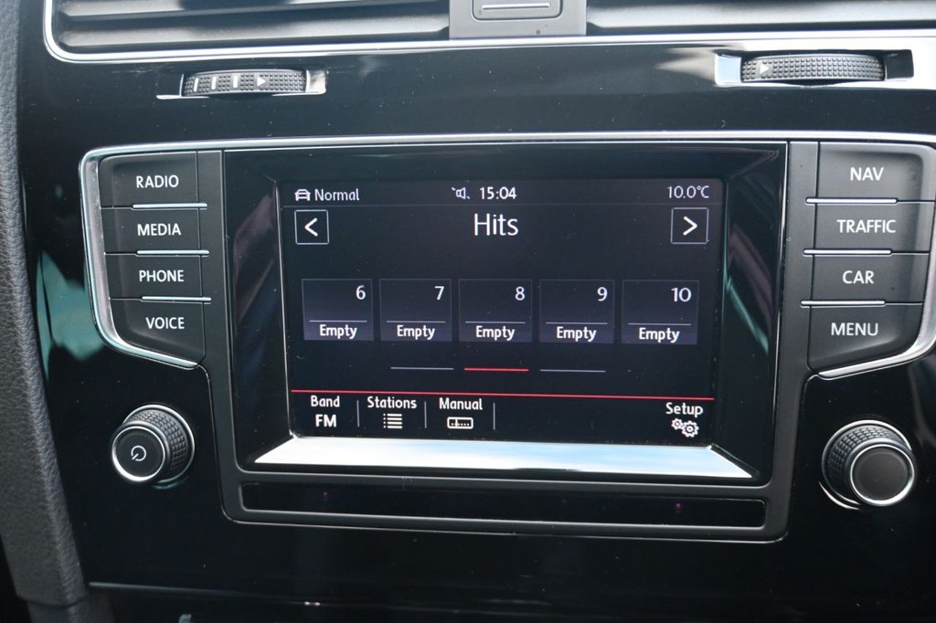 Used Volkswagen Golf 2014 for sale - 77952709: Photo 32