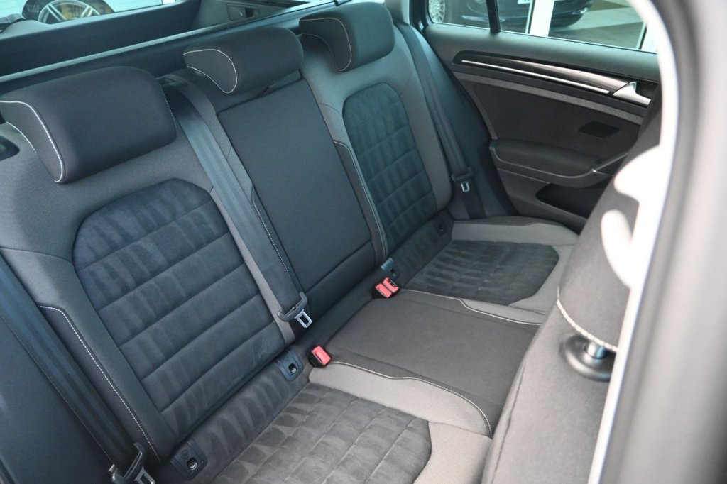 Used Volkswagen Golf 2014 for sale - 77952709: Photo 38