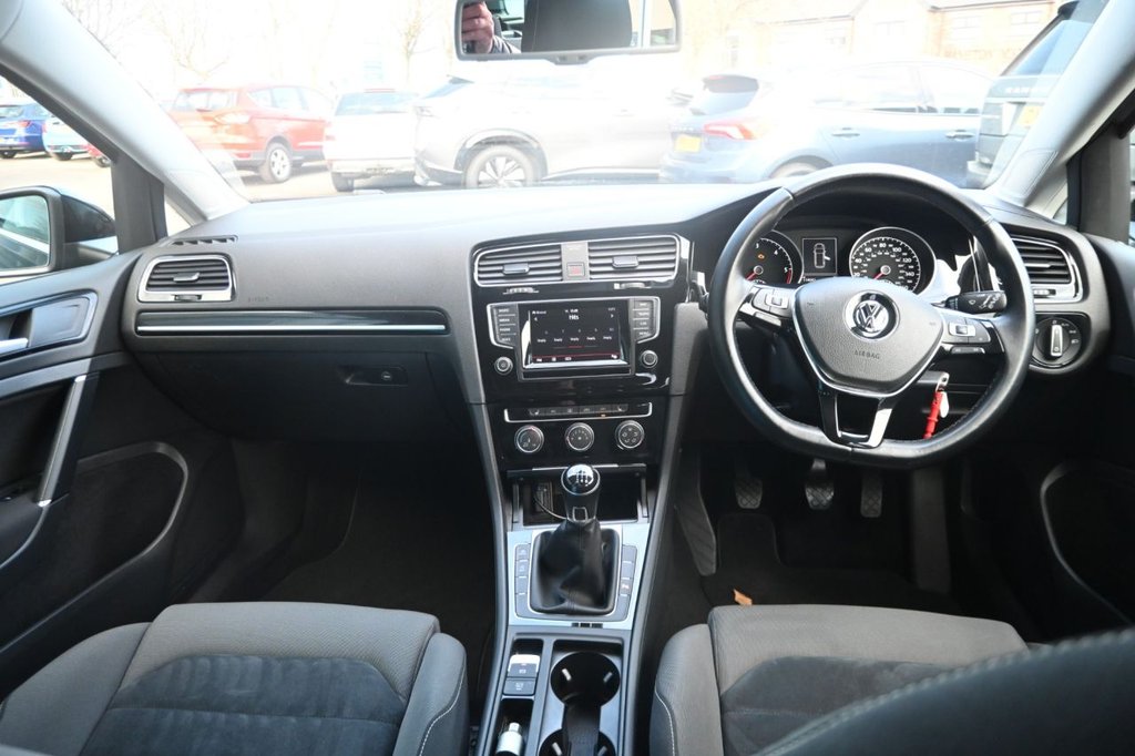Used Volkswagen Golf 2014 for sale - 77952709: Photo 39