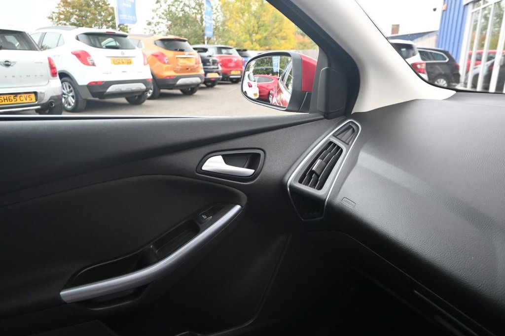 Used Ford Focus 2014 for sale - 76574752: Photo 17