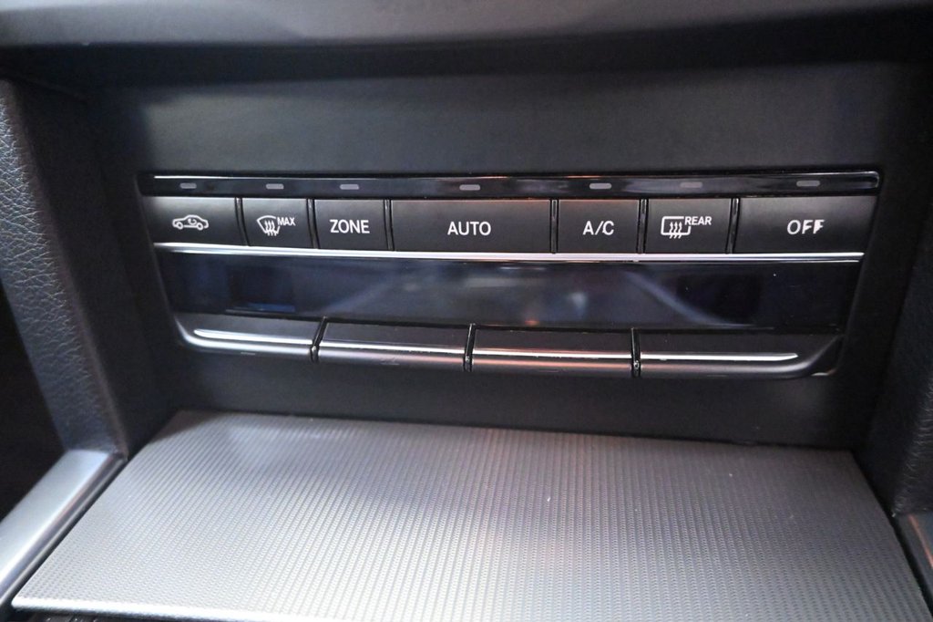 Used Mercedes-Benz E Class 2016 for sale - 75802332: Photo 26