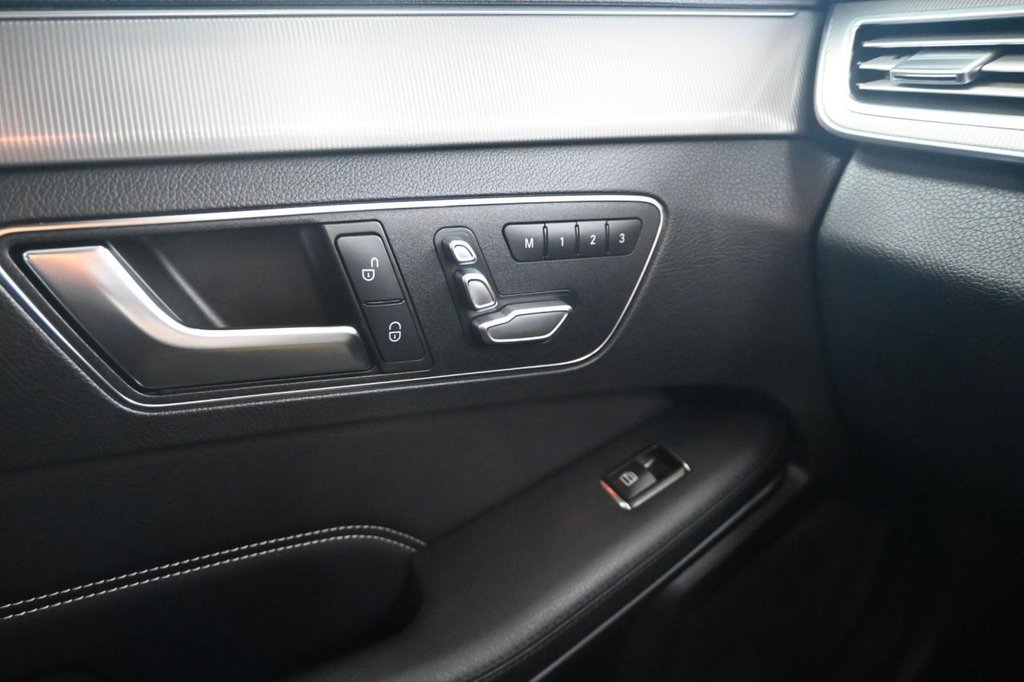 Used Mercedes-Benz E Class 2016 for sale - 75802332: Photo 32