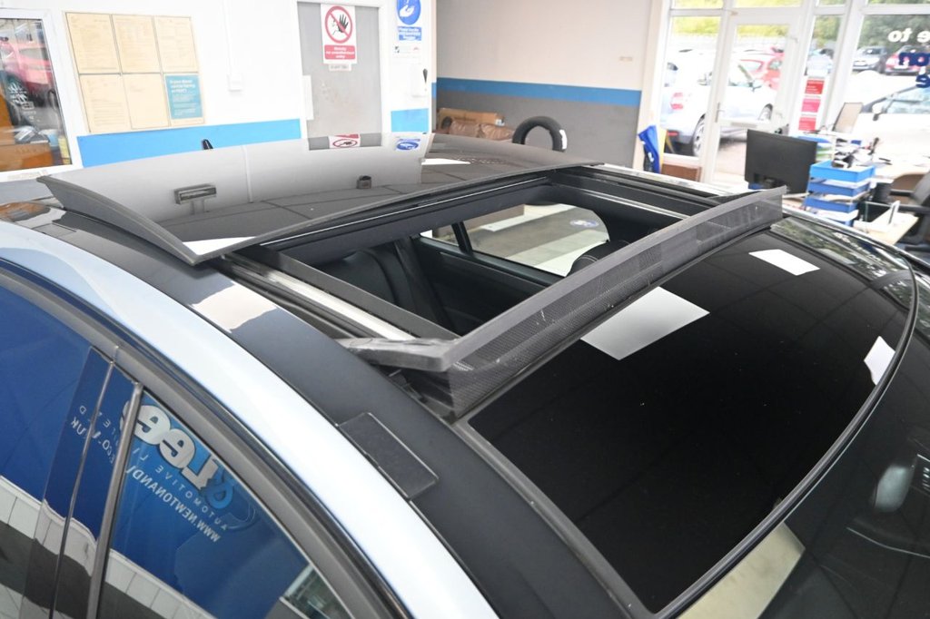 Used Mercedes-Benz E Class 2016 for sale - 75802332: Photo 6