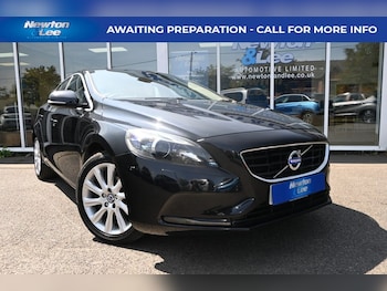 Used Volvo V40 2015 for sale - 79197320: Photo