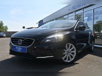 Used Volvo V40 2015 for sale - 79197320: Photo