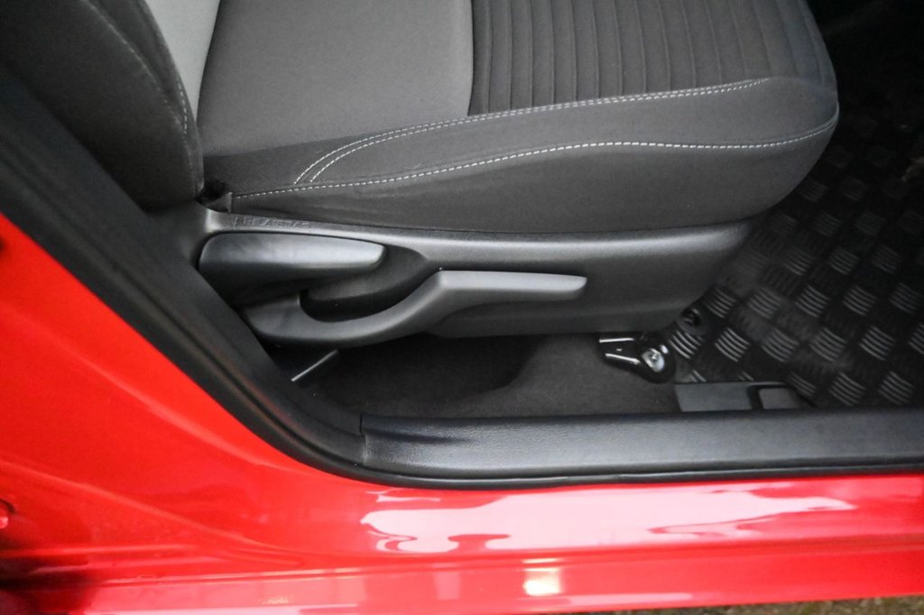 Used Toyota Yaris 2019 for sale - 76417573: Photo 14