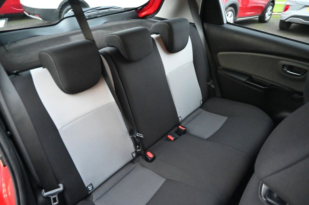 Used Toyota Yaris 2019 for sale - 76417573: Photo 17