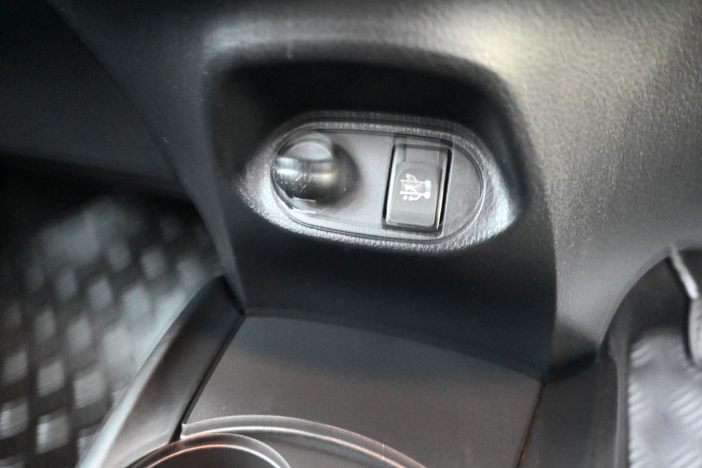 Used Toyota Yaris 2019 for sale - 76417573: Photo 21