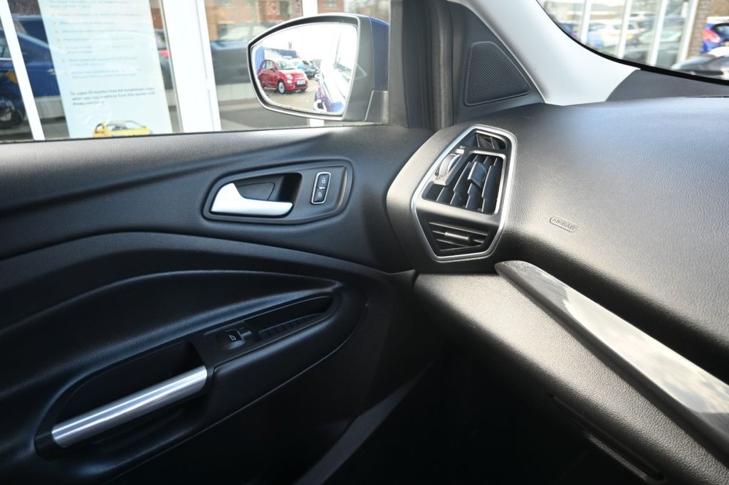 Used Ford Kuga 2015 for sale - 78043906: Photo 21