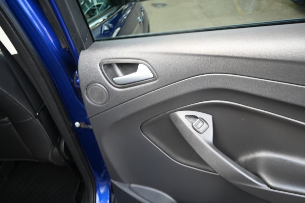 Used Ford Kuga 2015 for sale - 78043906: Photo 28