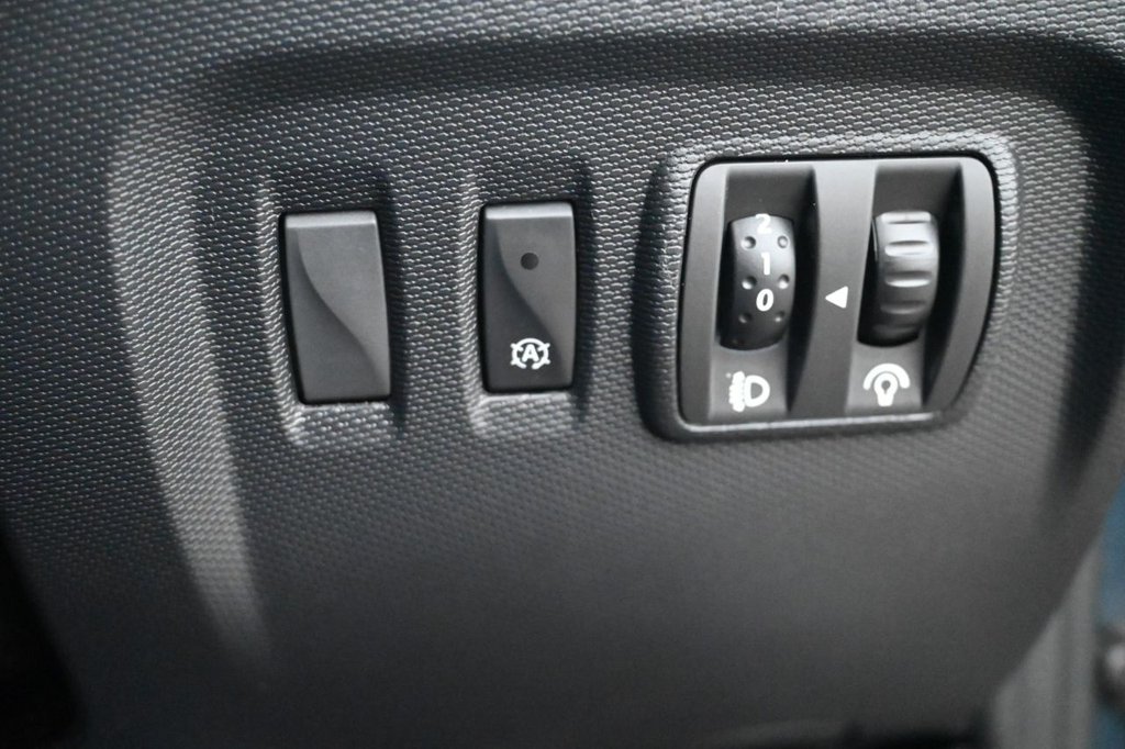 Used Renault Captur 2013 for sale - 76132794: Photo 27