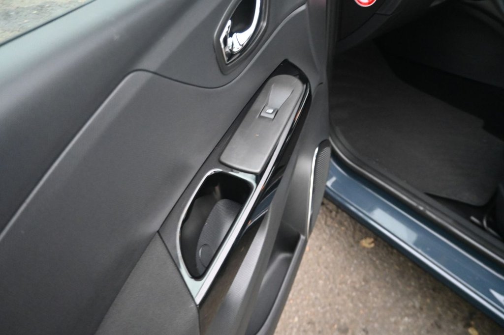 Used Renault Captur 2013 for sale - 76132794: Photo 33