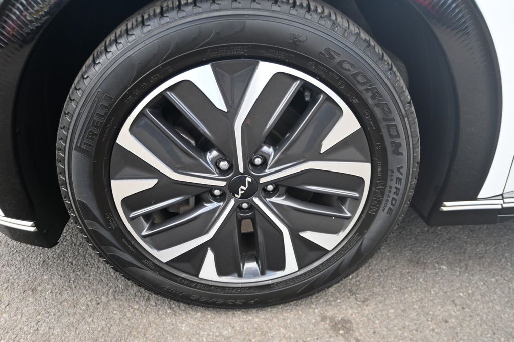 Used Kia EV6 2022 for sale - 76758629: Photo 18