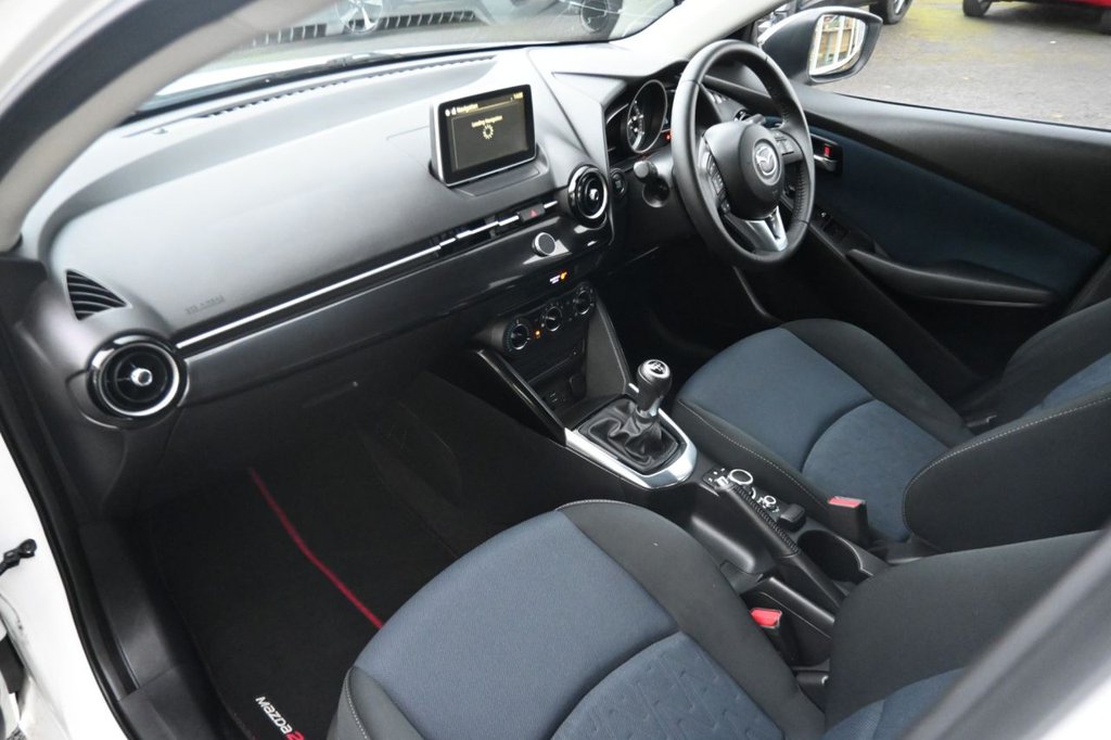 Used Mazda Mazda2 2016 for sale - 77133125: Photo 15