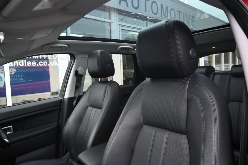 Used Land Rover Discovery Sport 2015 for sale - 76279559: Photo 12