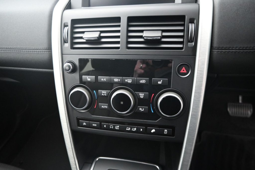 Used Land Rover Discovery Sport 2015 for sale - 76279559: Photo 28