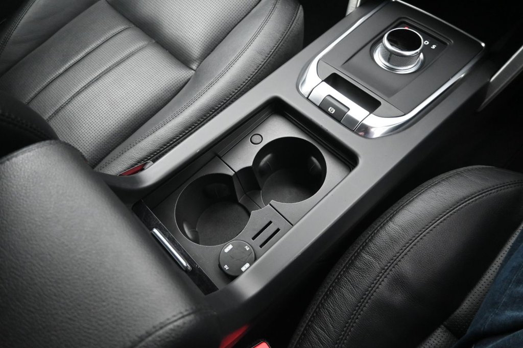 Used Land Rover Discovery Sport 2015 for sale - 76279559: Photo 32